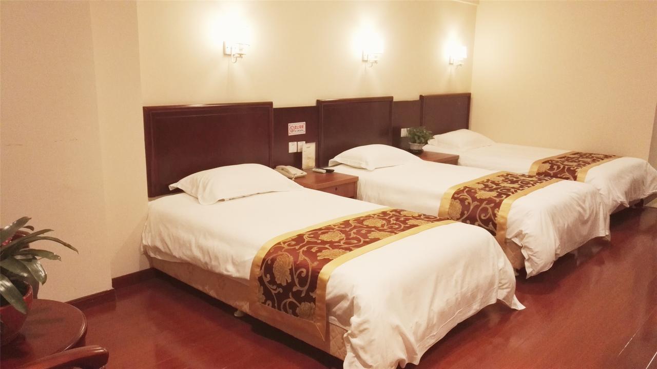 Greentree Inn Shanghai Wild Zoo Dachuan Freeway Express Hotel ภายนอก รูปภาพ