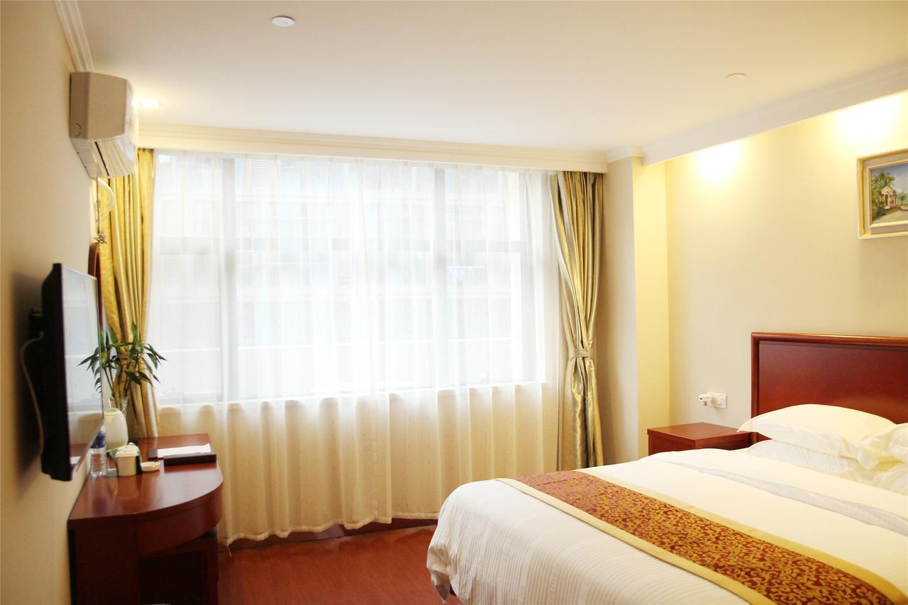 Greentree Inn Shanghai Wild Zoo Dachuan Freeway Express Hotel ภายนอก รูปภาพ