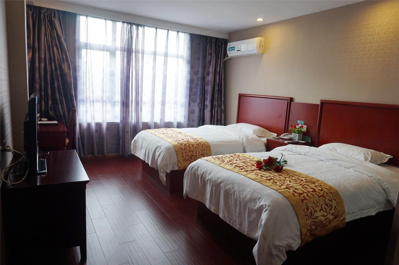 Greentree Inn Shanghai Wild Zoo Dachuan Freeway Express Hotel ภายนอก รูปภาพ